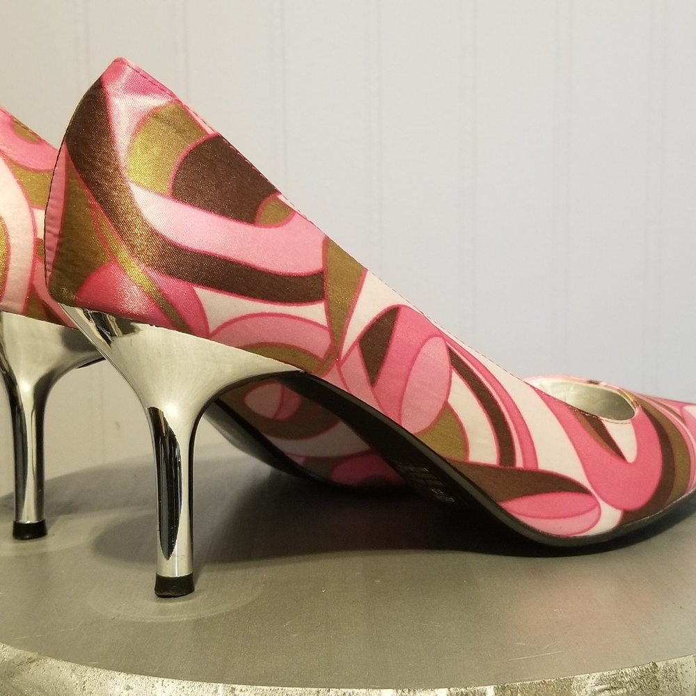 STEVE MADDEN Pink High Heels